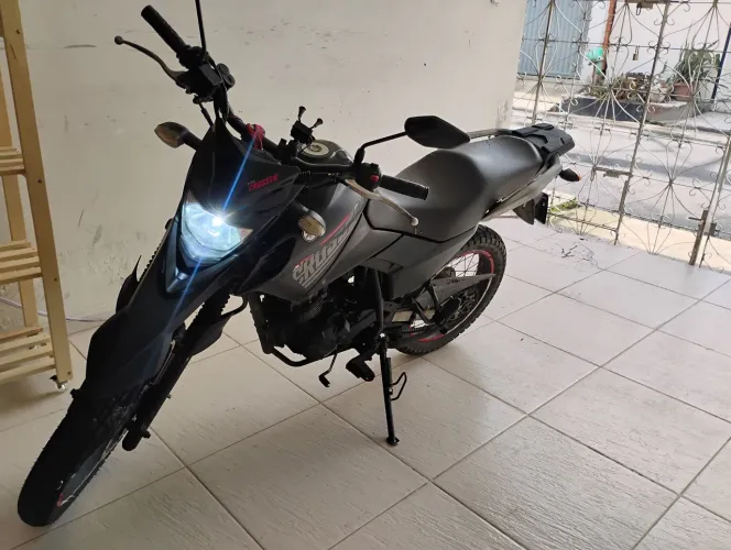 Yamaha Crosser 150 XTZ 2018.<br>Funcionando perfeitamente.<br>Selada ?<br>Quitada ?