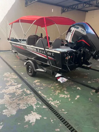 Vende-se Lancha levefort Marajó 17 Master freestyle kit 2021