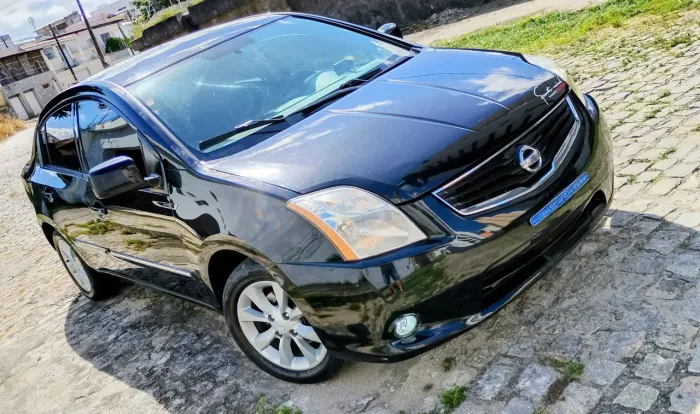 Nissan Sentra S 2.0/ 2.0 Flex Fuel 16V Aut. 2010
