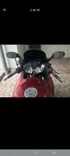 Moto Suzuki GSX 750 F ano 2000