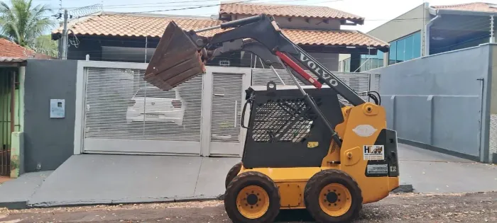 Vendo Mini carregadeira Bobcat