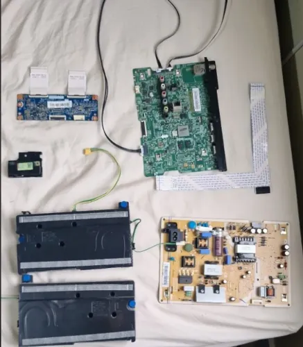 Kit Peças TV Samsung Smart 43 UN43J5290 - Placas, Alto Falantes e Cabos flat