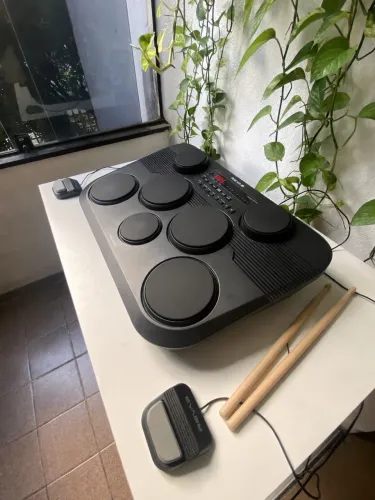 Bateria eletrônica Roland - Revas PB 350
