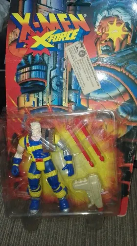 Bonecos Cable e Wolverine(bootlegs-não oficiais)