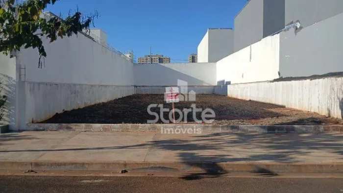 Terreno à venda, 286m² por R$ 315.000 - Praça Alto Umuarama - Uberlândia/MG