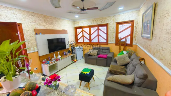 Casa para Venda em Praia Grande, Real, 3 dormitórios, 1 suíte, 2 banheiros, 2 vagas
