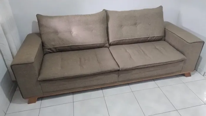 SOFÁ 03 LUGARES SEMI-NOVO POUCO USO