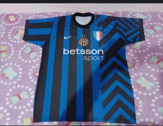 Camisa titular da Internazionale 2024/25