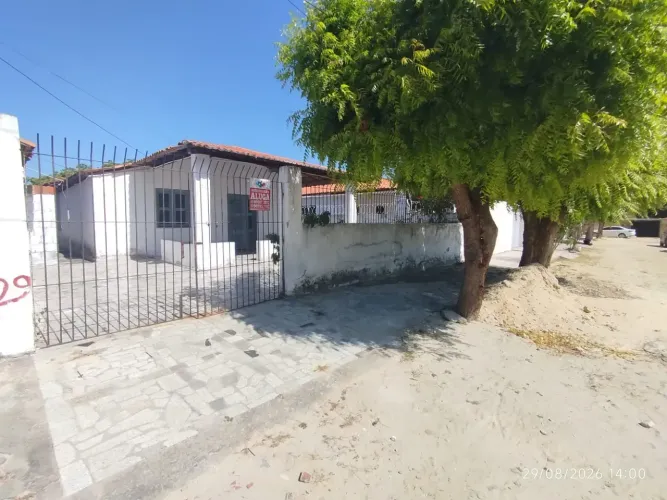 ALUGAMOS CASA COM PISCINA EM BEBERIBE