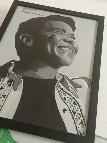 Desenho Realista Feito à Mão Sob Encomenda<br><br>