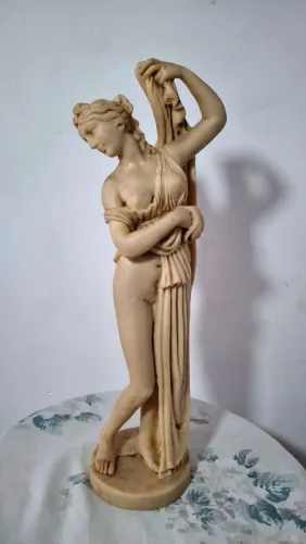 Estatueta Vênus Calipígia