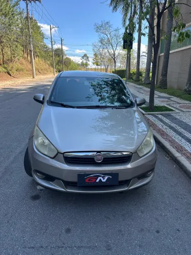 Fiat Grand Siena Essence Dual. 1.6 Flex 16V 2014