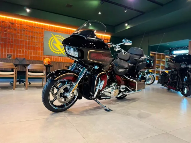FLTRKSE ANV CVO ROAD GLIDE 120TH ANNIVERSARY FLTRXSE VERMELHA 2023/2023
