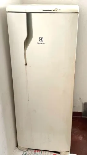 Geladeira funcionando perfeitamente 