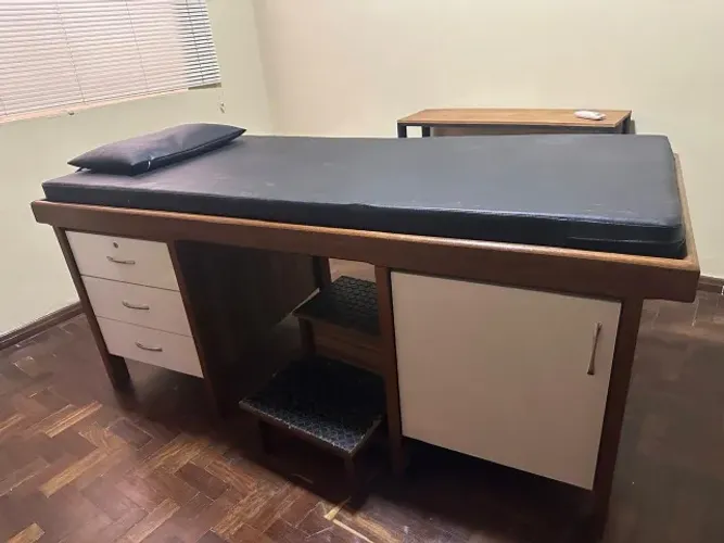 MACA EM MDF PARA CLINICAS