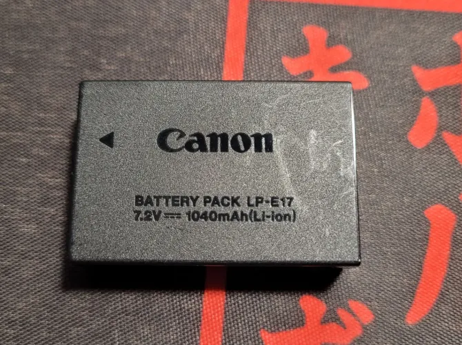 Bateria Canon Lp-e17 Original para Câmeras Canon