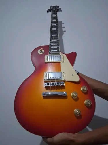 Guitarra Les Poul Strinberg Seminova