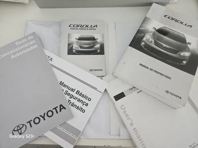 MANUAL ORIGINAL DO COROLLA COMO NAS FOTOS ORIGINAL TOYOTA