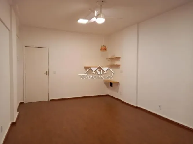 Sala - Petrópolis, Centro