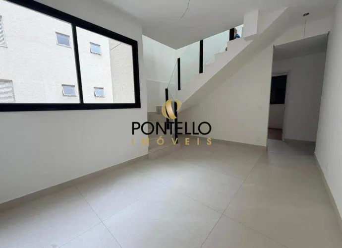 Cobertura duplex de aproximadamente 133 m² à venda 3 quartos, 1 suíte, 3 vagas Santo Ant