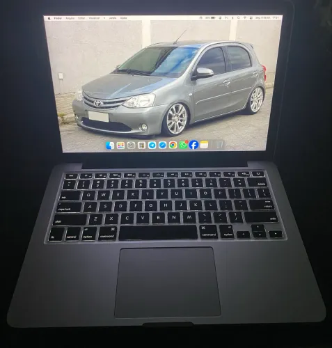 MacBook Pro 13,3? core I5