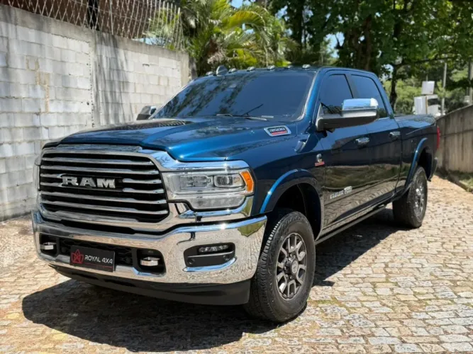 Ram 3500 Limited Longhorn 6.7 TB CD Diesel 2022