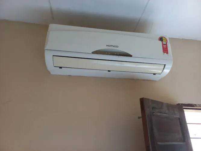 Ar condicionado 12000 BTU Komeco