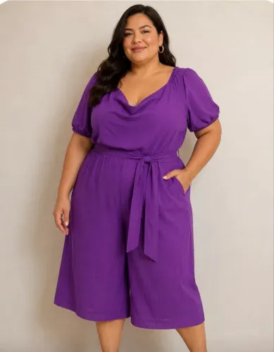 Macacão roxo