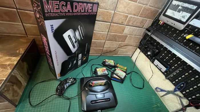 Videogame Mega Drive 3 Excelente Completo + Caixa c Berço +10 Cartuchos