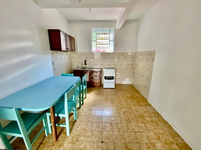 Apartamento de 1 dormitórios em excelente localização no bairro Água Verde próximo ao cent