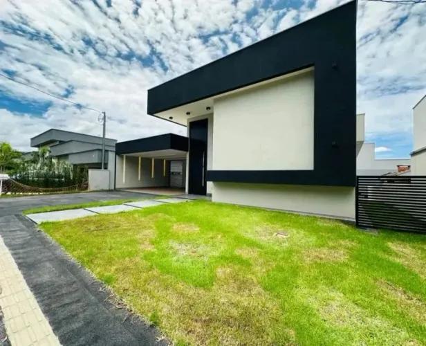 Casa em Condomínio Residencial - 3 Quartos em Condomínio do Lago 2ª Etapa, Goiânia