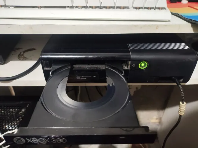 Xbox 360 super slim E