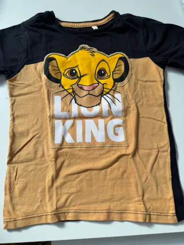 Camiseta O rei leão tamanho 03