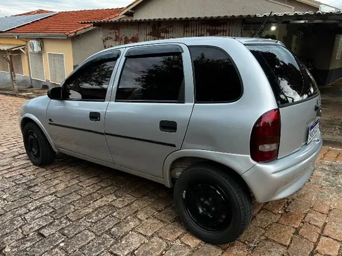Chevrolet Corsa GL 1.6 MPFI / 1.4 EFI 2P E 4P 1996