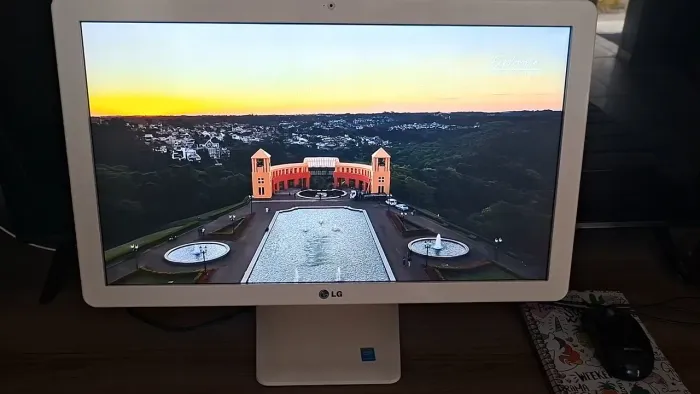 PC All-in-One LG 22" ? 8GB RAM + SSD 240GB