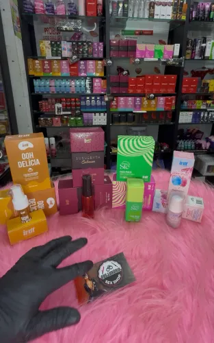 Lingeries, cosméticos e acessórios