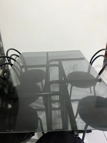Vendo Mesa de Vidro