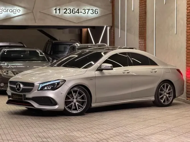 Mercedes-Benz CLA-250 Sport 4matic 2.0 16V 211cv Aut. 2017