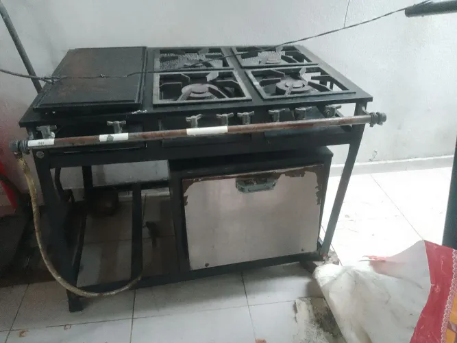 Vendo frizer. Em bom estado
