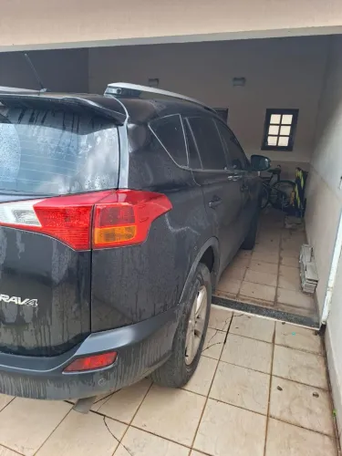 Toyota RAV4 2.0 4X2 16V Aut. 2013
