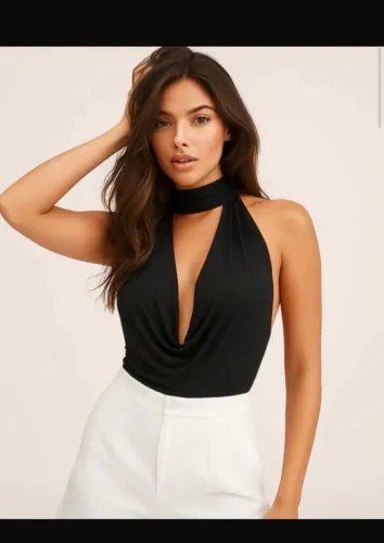 Blusa decotada