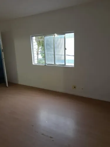 Lindo Apartamento no BNH Plano 3 com 3 Dormitórios Aparecida, Santos