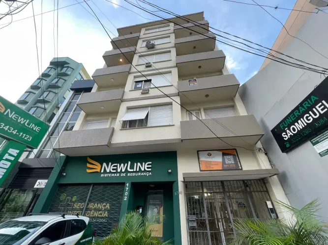 Apartamento 2 quartos com sacada.