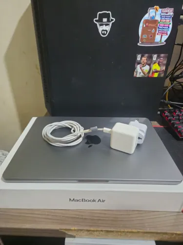 Macbook air m3 16gb 512gb Space grey