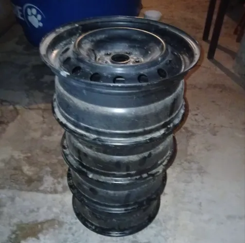 Rodas de ferro Corolla