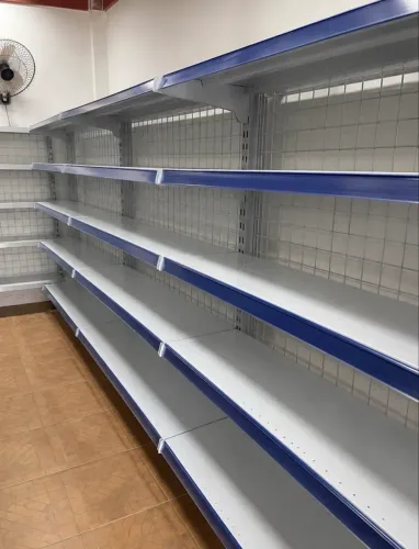 GÔNDOLA DE PAREDE SEMI NOVA