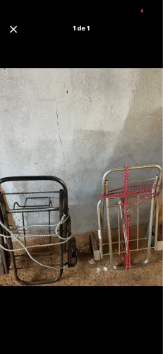 Forno elétrico e carrinho de feira