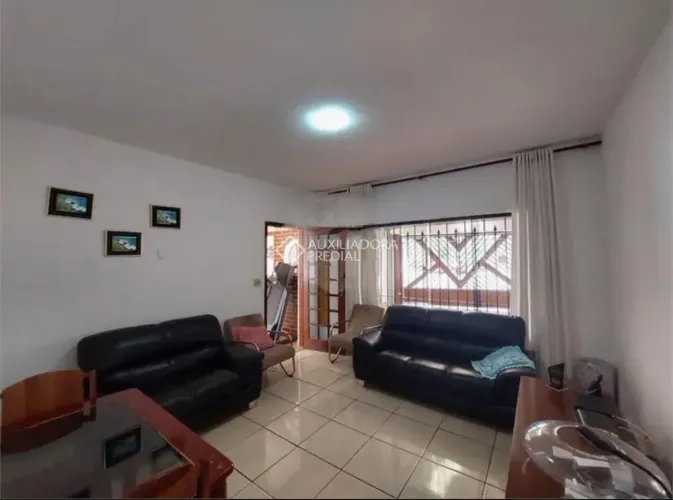 Casa térrea com 5 quartos à venda em Centro - SP