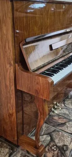 Piano Fritz Dobbert impecável
