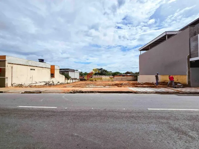 Terreno à venda, Niterói - Divinópolis/MG